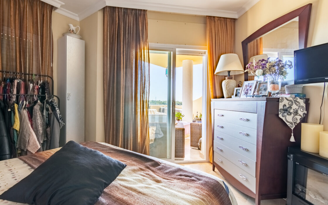 Квартира 100 кв.м з видом на море в Бел-Ейр, Естепона