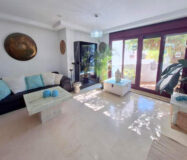 Квартира с садом и южной ориентацией в Касаресе 136 кв.м