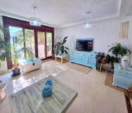 Квартира с садом и южной ориентацией в Касаресе 136 кв.м