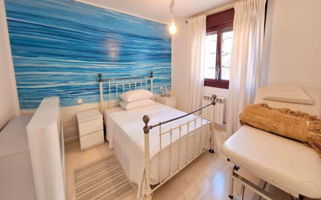 Квартира с садом и южной ориентацией в Касаресе 136 кв.м