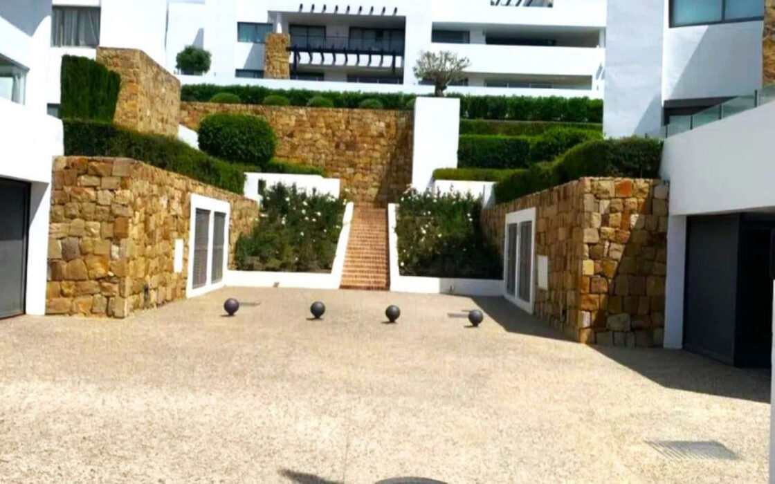 Розкішні апартаменти з терасою в Бенахавісі, 164 кв.м.