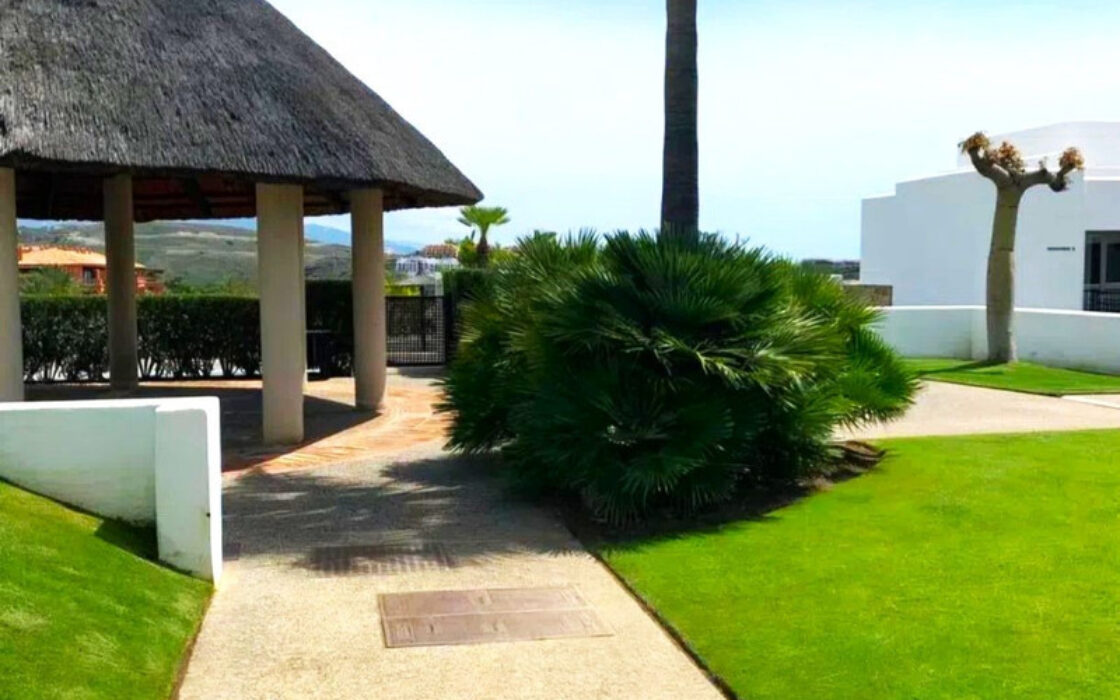 Розкішні апартаменти з терасою в Бенахавісі, 164 кв.м.