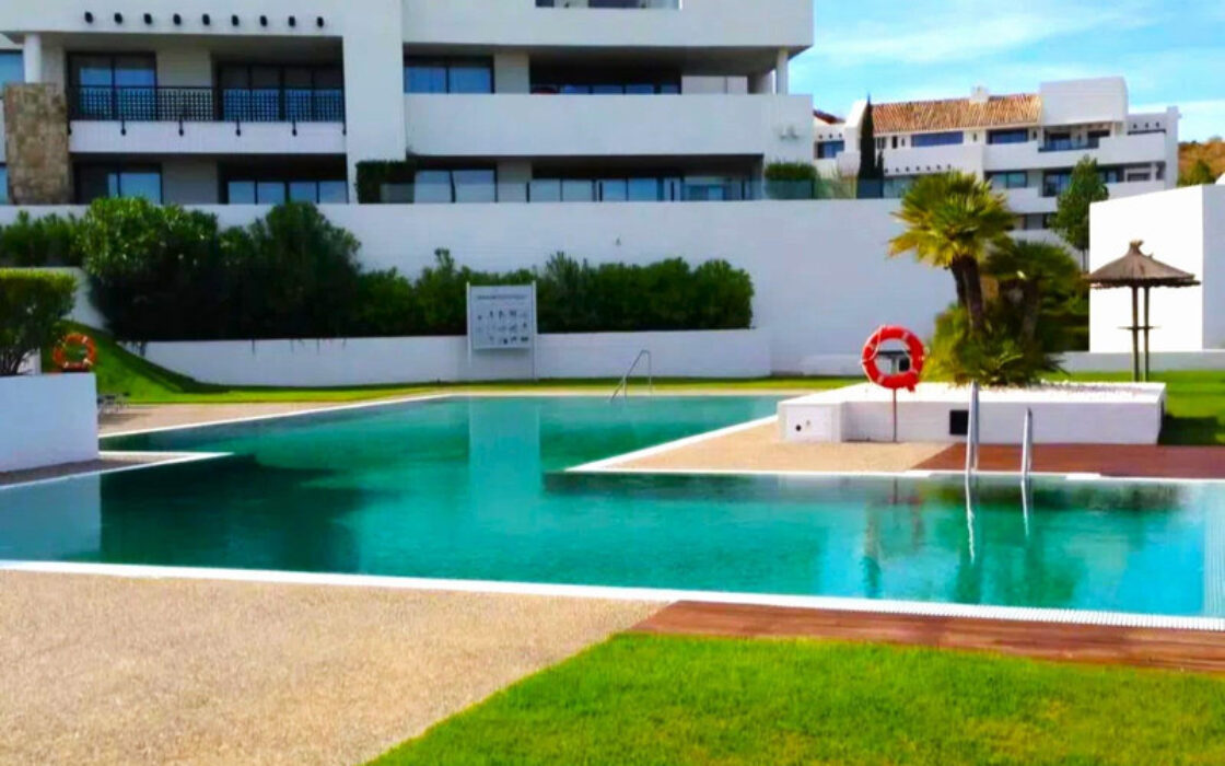 Розкішні апартаменти з терасою в Бенахавісі, 164 кв.м.