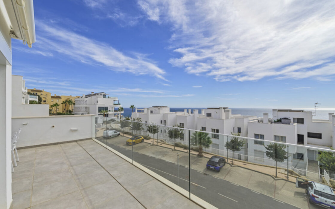 Квартира з терасою в Торрекебрада 107 кв.м на продаж