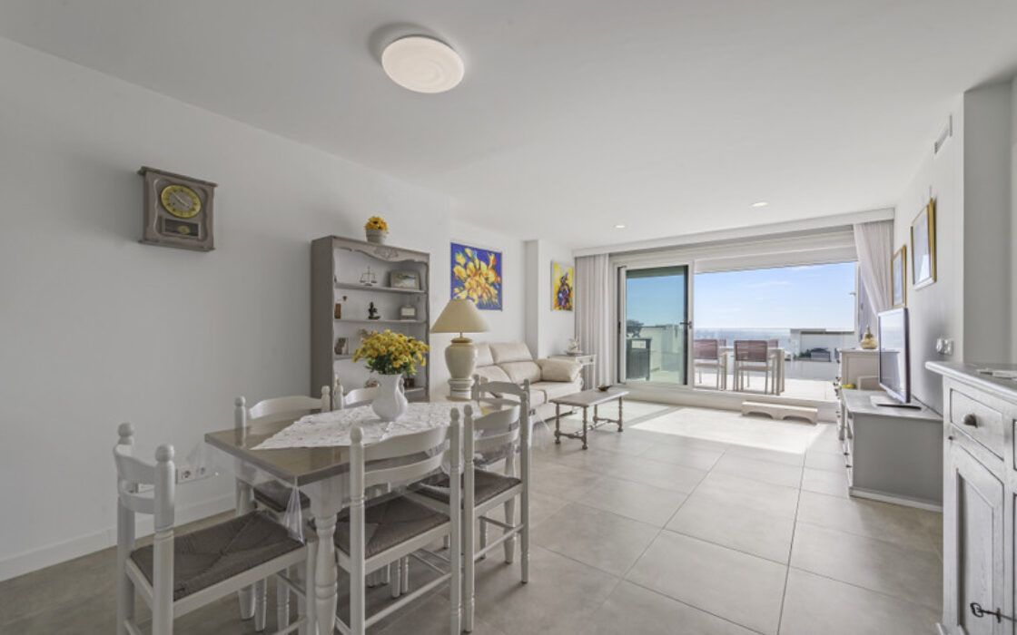 Квартира з терасою в Торрекебрада 107 кв.м на продаж