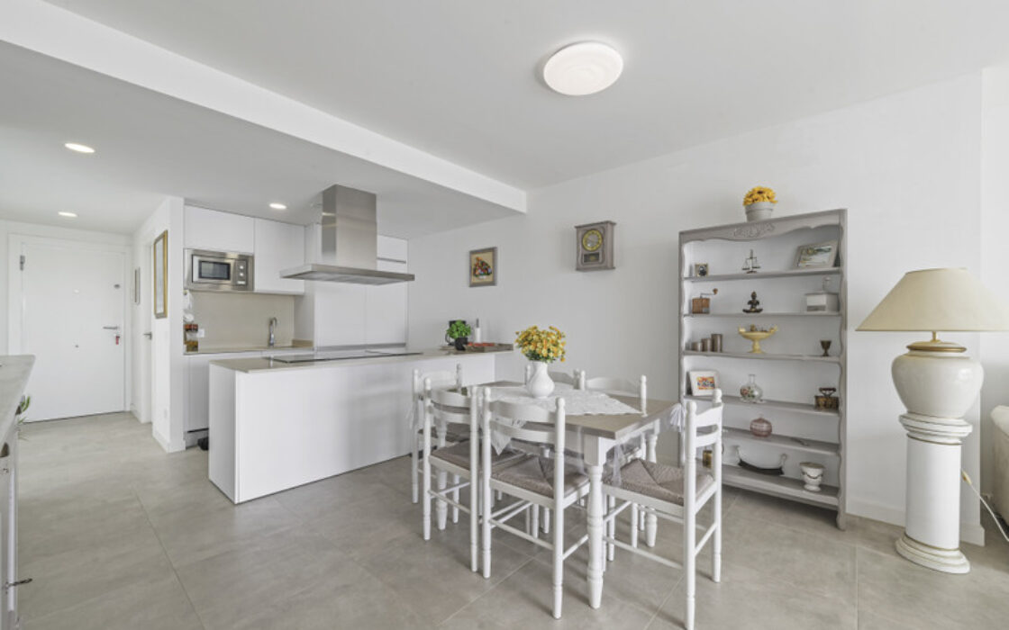 Квартира з терасою в Торрекебрада 107 кв.м на продаж