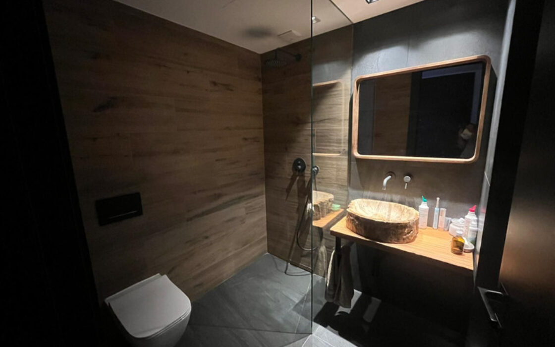 Вилла с террасой в Михасе, 254 кв.м, у моря