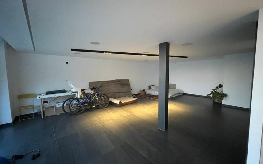 Вилла с террасой в Михасе, 254 кв.м, у моря