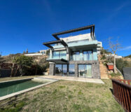 Вилла с террасой в Михасе, 254 кв.м, у моря