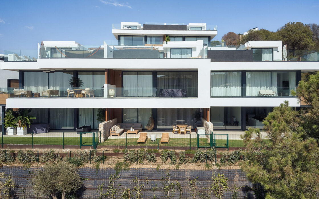 Квартира 3 комнаты в Восточной Марбелье с террасой 124 кв.м