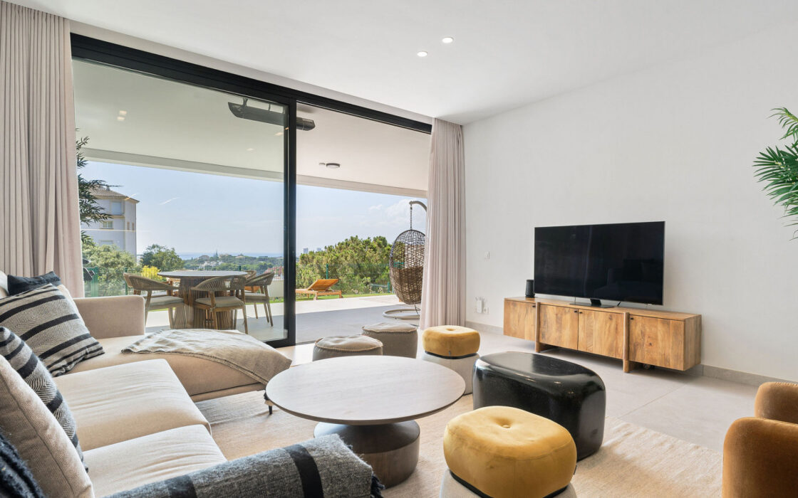 Квартира 3 комнаты в Восточной Марбелье с террасой 124 кв.м