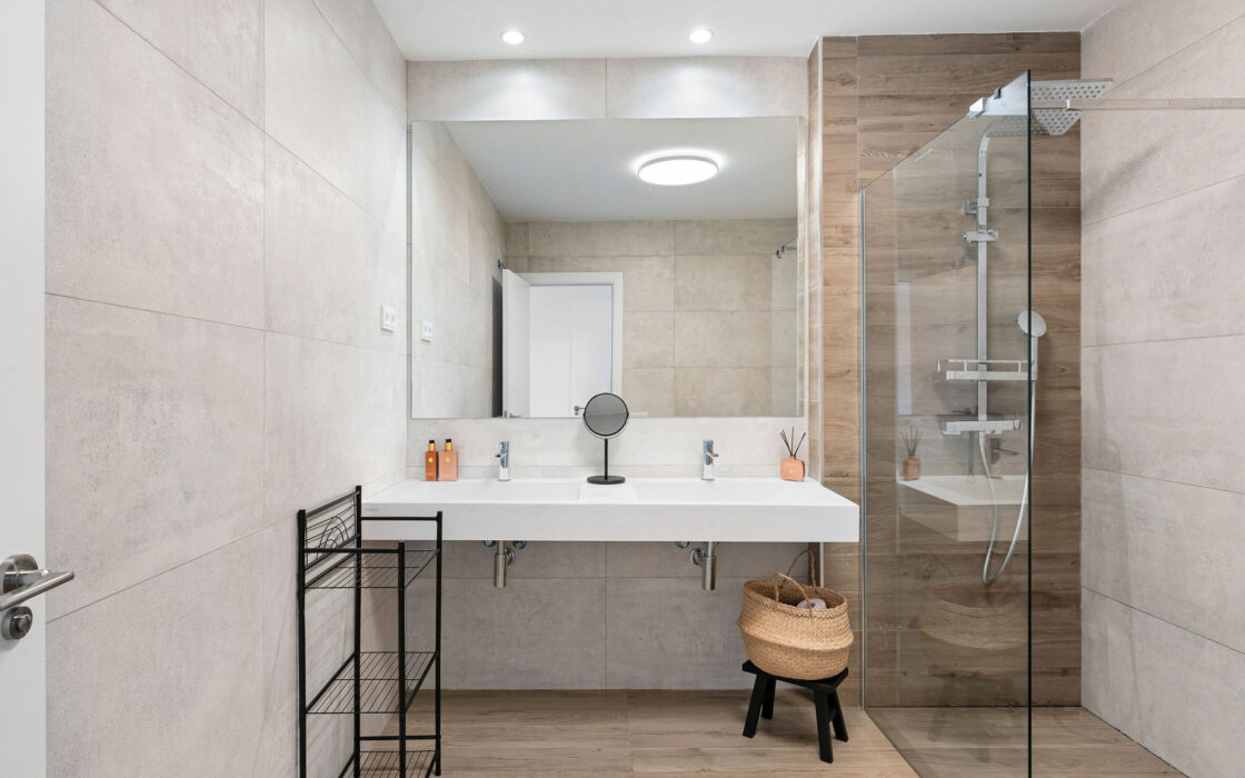 Квартира 3 комнаты в Восточной Марбелье с террасой 124 кв.м