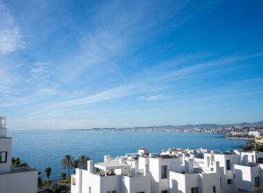 Квартира 3 комнаты 98 кв.м с террасой в Торрекебраде