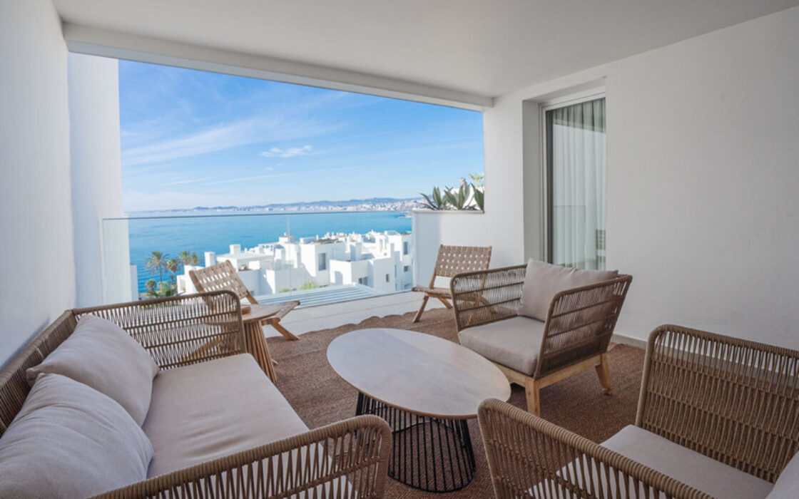 Квартира 3 комнаты 98 кв.м с террасой в Торрекебраде