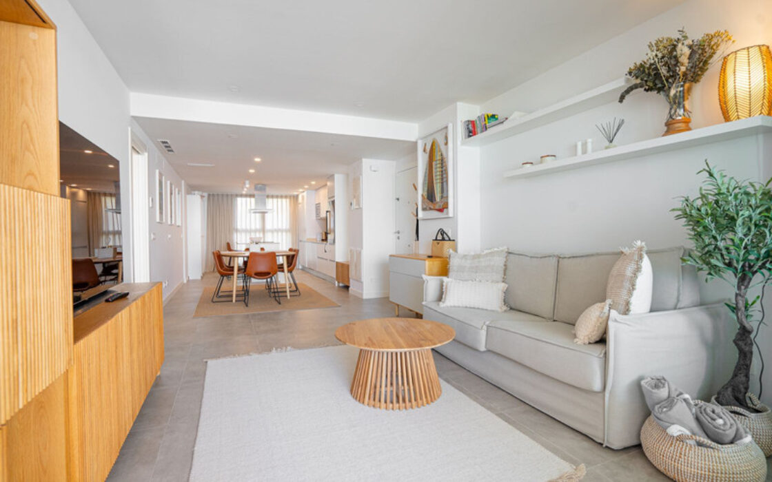 Квартира 3 комнаты 98 кв.м с террасой в Торрекебраде