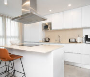 Квартира 3 комнаты 98 кв.м с террасой в Торрекебраде