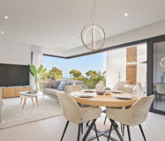 Двухквартирный дом в Марбелье с панорамным видом на море