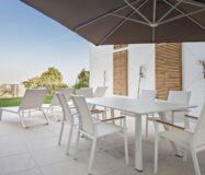 Двухквартирный дом в Марбелье с панорамным видом на море