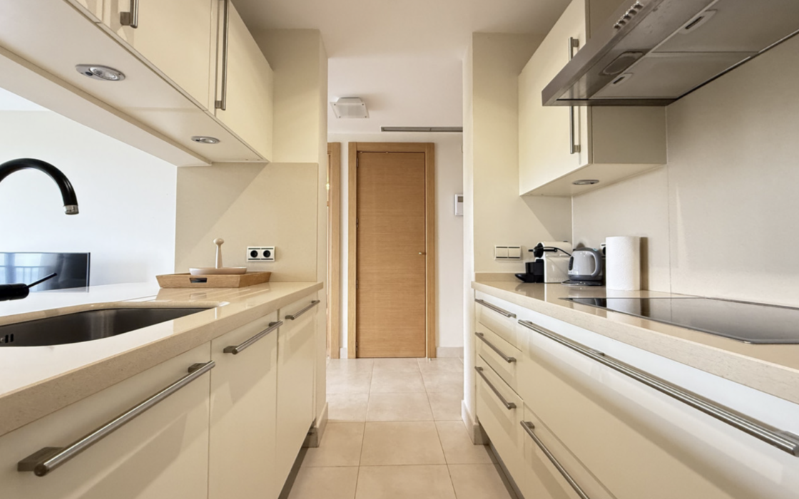 Квартира 2-комн. в Samara Resort Marbella с видом на море