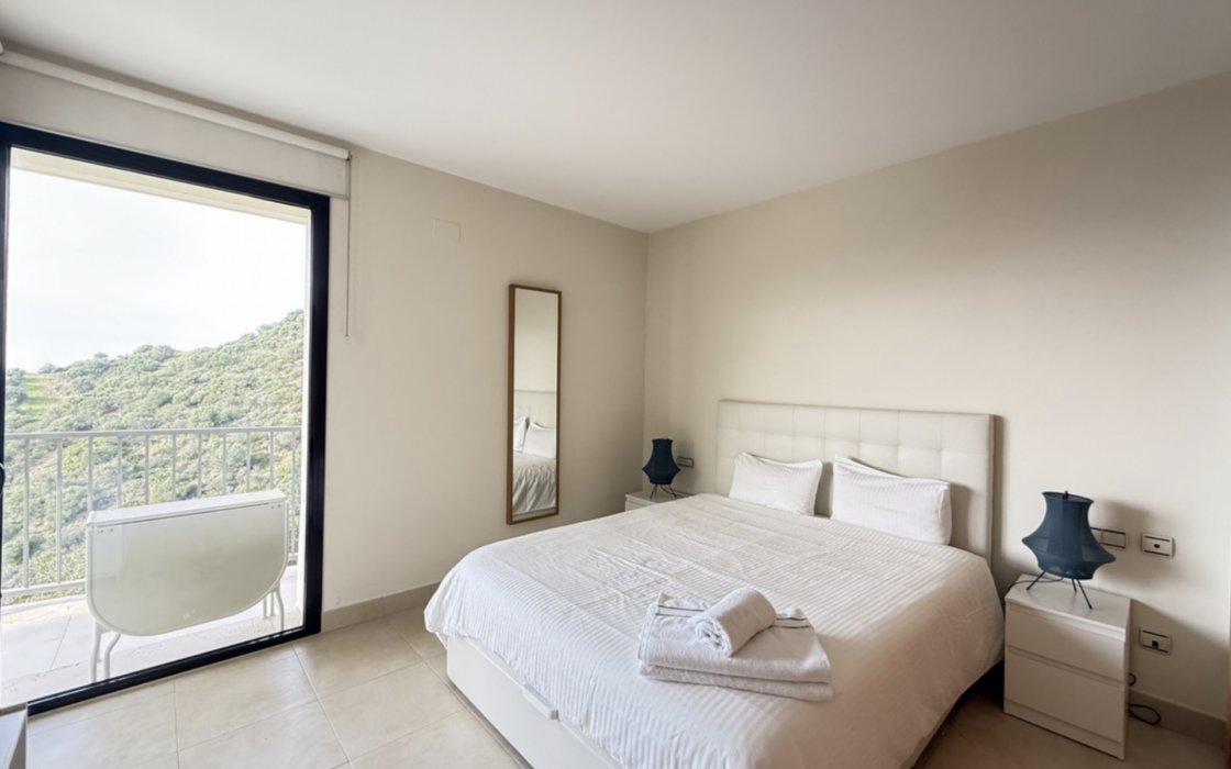 Квартира 2-комн. в Samara Resort Marbella с видом на море