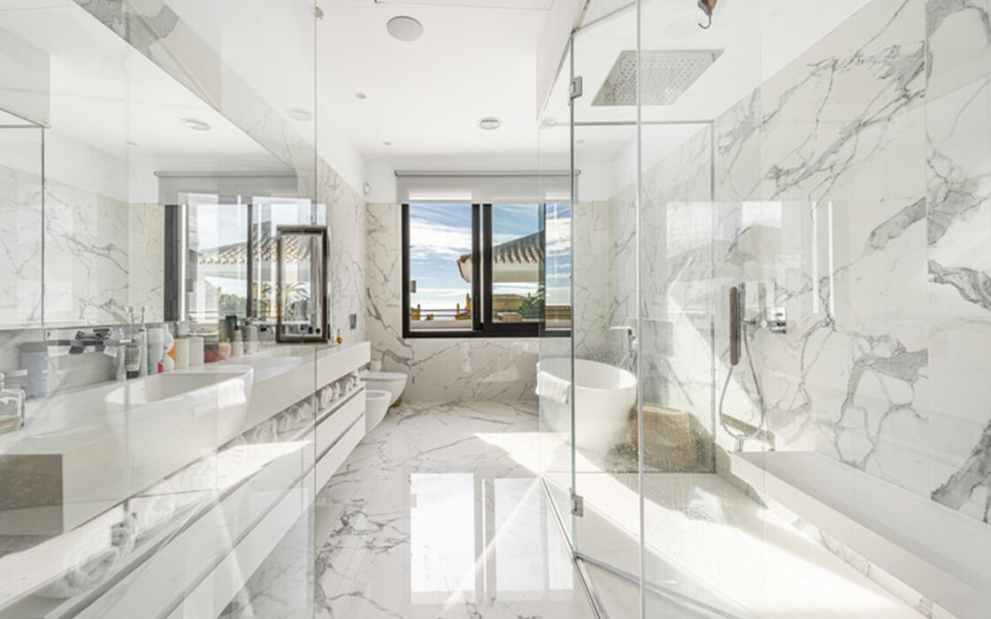 Елітна вілла в Cascada de Camoján, 1707 кв.м, тераса