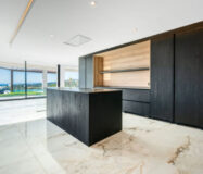 Вілла в Бенахавісі, 6 кімнат, тераса, 1174 кв.м