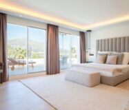 Вилла в Ла Конча, 448 кв.м, с террасой у моря