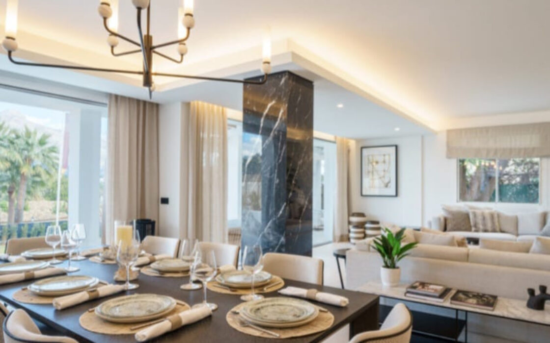 Вилла в Ла Конча, 448 кв.м, с террасой у моря