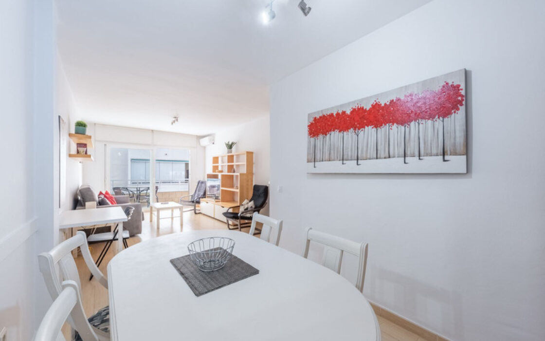 Угловая Квартира с Видом на Море в Эстепоне, 89 кв.м.