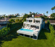 Вілла в Новій Андалусії з терасою, 621 кв.м.