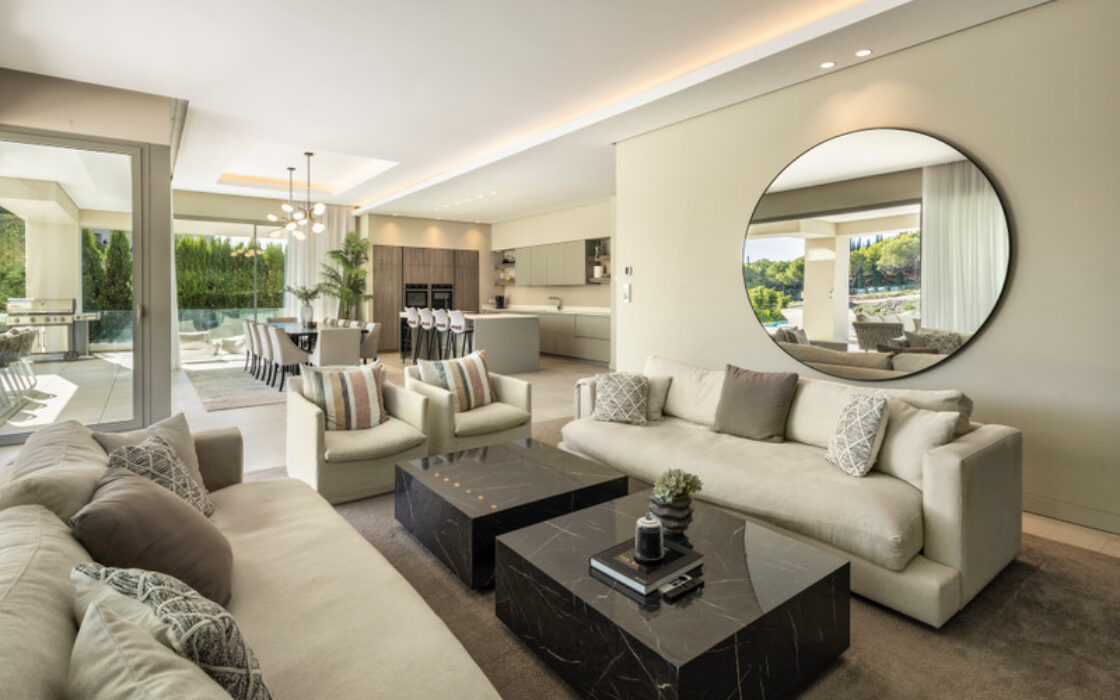 Вілла в Новій Андалусії з терасою, 621 кв.м.