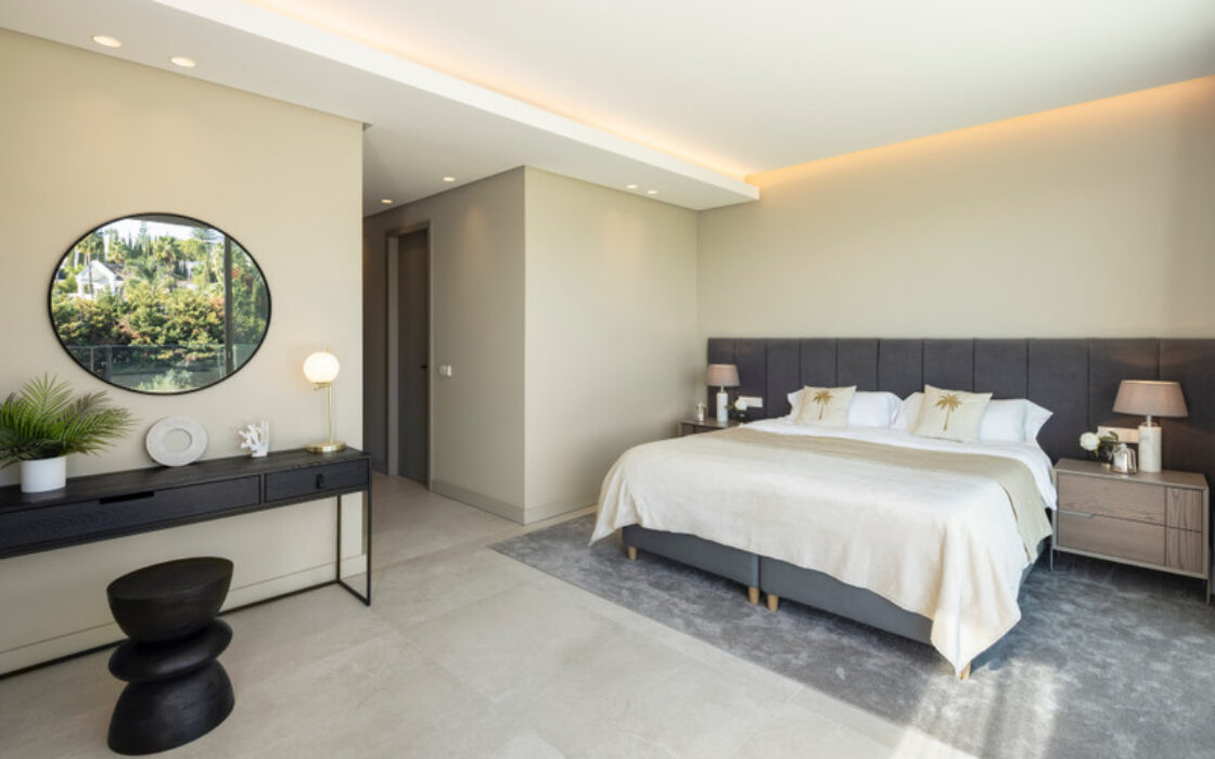 Вілла в Новій Андалусії з терасою, 621 кв.м.