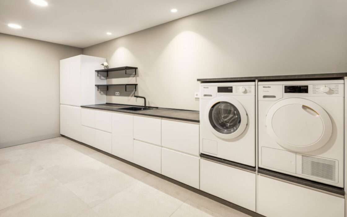 Вілла в Новій Андалусії з терасою, 621 кв.м.