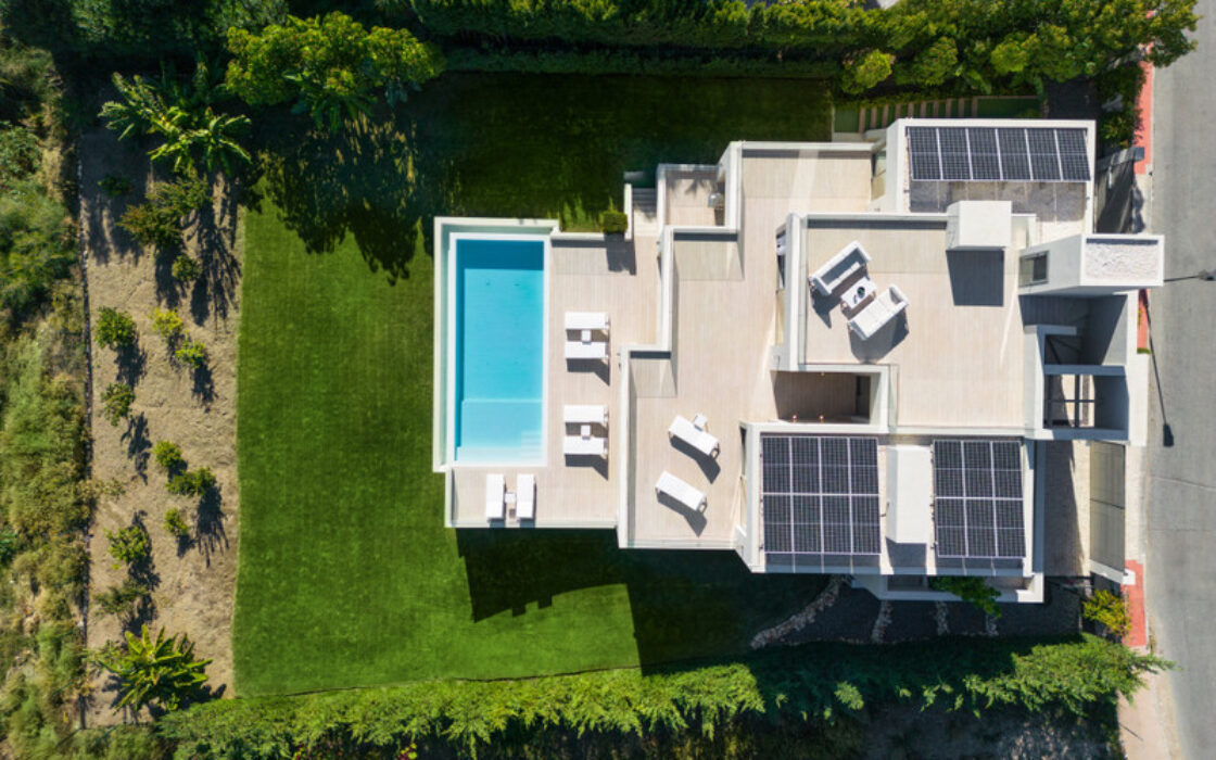 Вілла в Новій Андалусії з терасою, 621 кв.м.