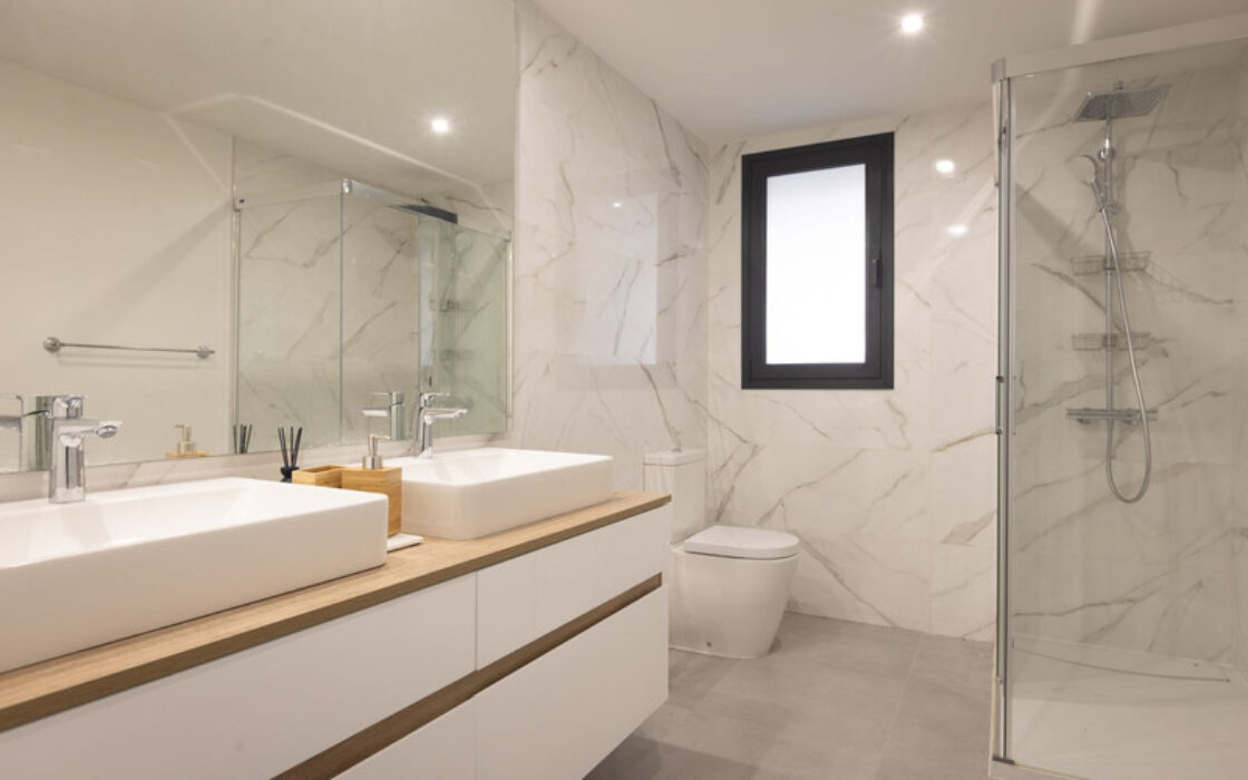 Трикімнатна Квартира з Видом на Море в Естепоні 124 кв.м