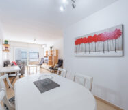 Трикімнатна Квартира з Видом на Море в Естепоні 124 кв.м