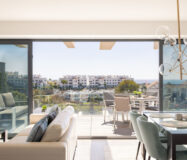 Трикімнатна Квартира з Видом на Море в Естепоні 124 кв.м