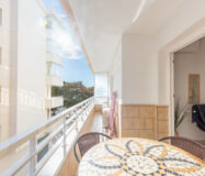 Трикімнатна Квартира з Видом на Море в Естепоні 124 кв.м