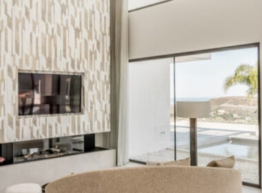 Вилла с террасой, 1200 кв.м, Малага, у моря