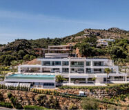 Вілла з терасою, 1200 кв.м, Малага, біля моря