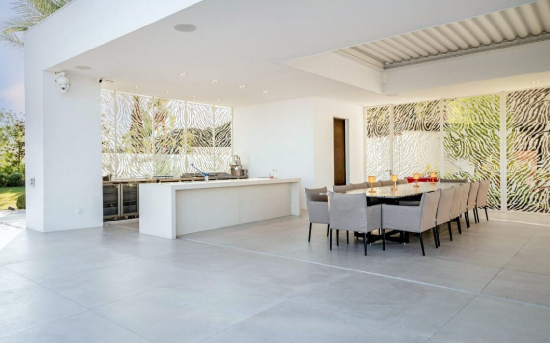 Вілла з терасою, 1200 кв.м, Малага, біля моря