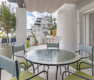 Квартира з терасою біля моря в Ла Кінта, 3 кімнати, 111 кв.м