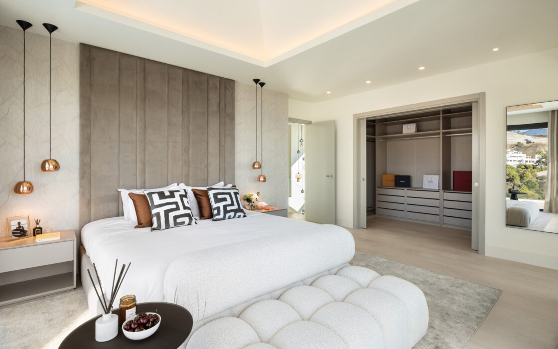 Вілла 496 кв.м з терасою в The Resina, Естепона