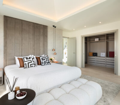 Вилла 496 кв.м с террасой в The Resina, Эстепона