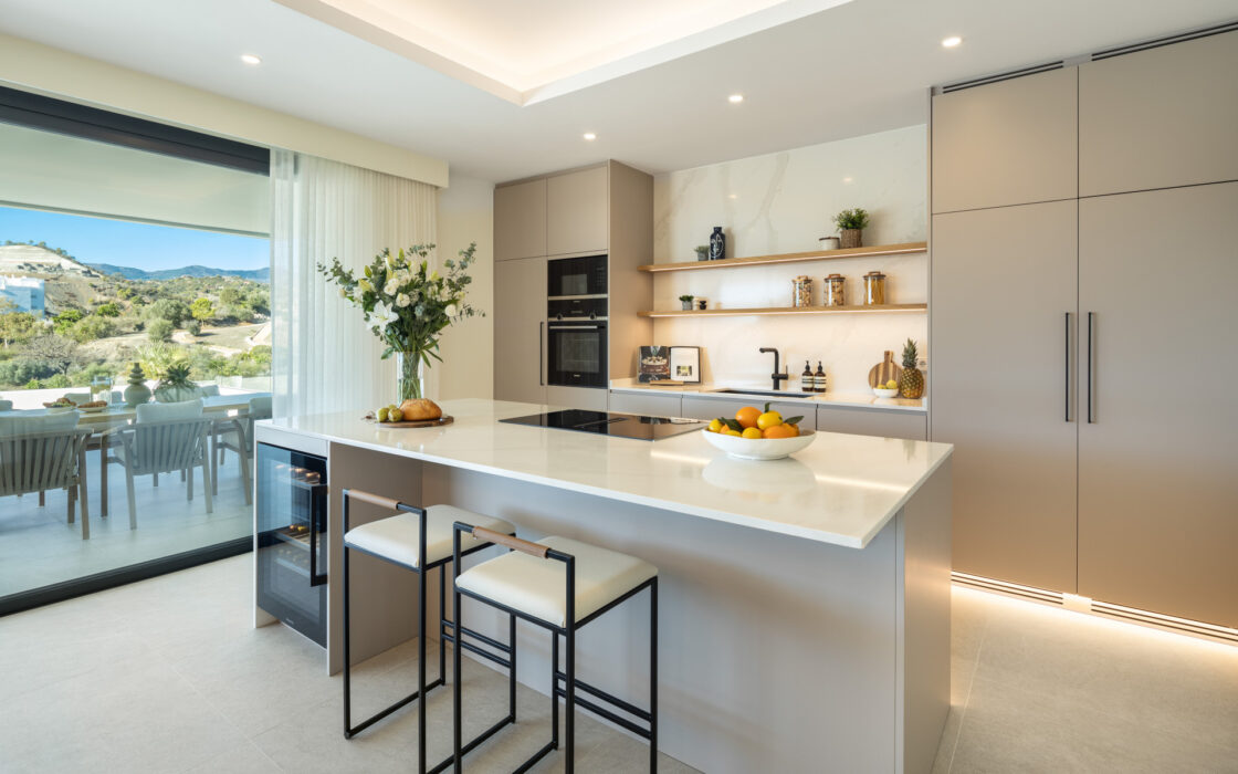 Вілла 496 кв.м з терасою в The Resina, Естепона