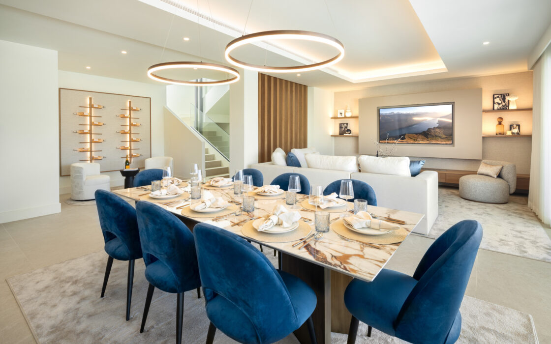 Вілла 496 кв.м з терасою в The Resina, Естепона