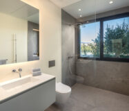 Вілла 496 кв.м з терасою в The Resina, Естепона