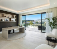 Вілла 496 кв.м з терасою в The Resina, Естепона