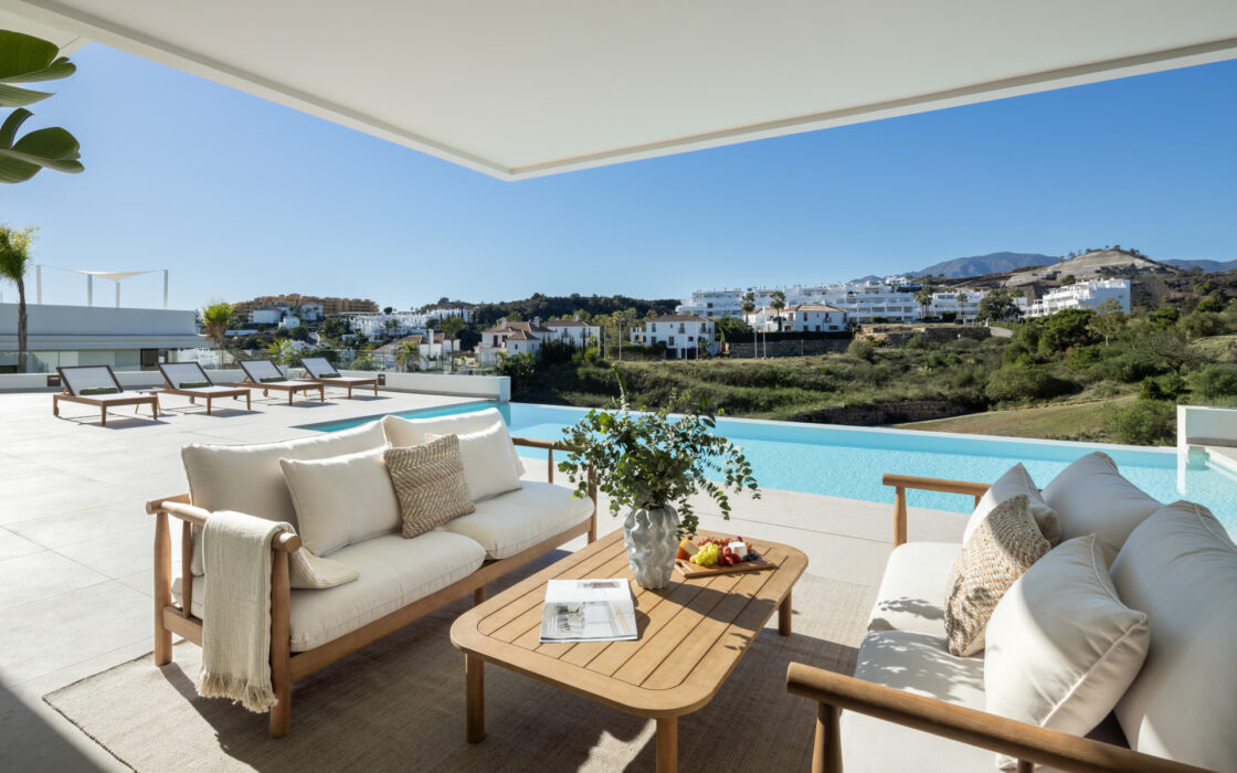 Вілла 496 кв.м з терасою в The Resina, Естепона