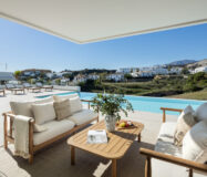 Вілла 496 кв.м з терасою в The Resina, Естепона